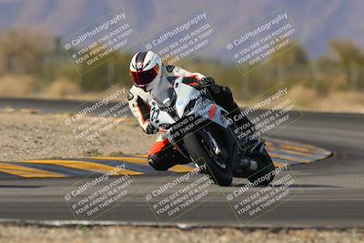 media/Dec-17-2022-SoCal Trackdays (Sat) [[224abd9271]]/Turn 7 Set 1 (1125am)/